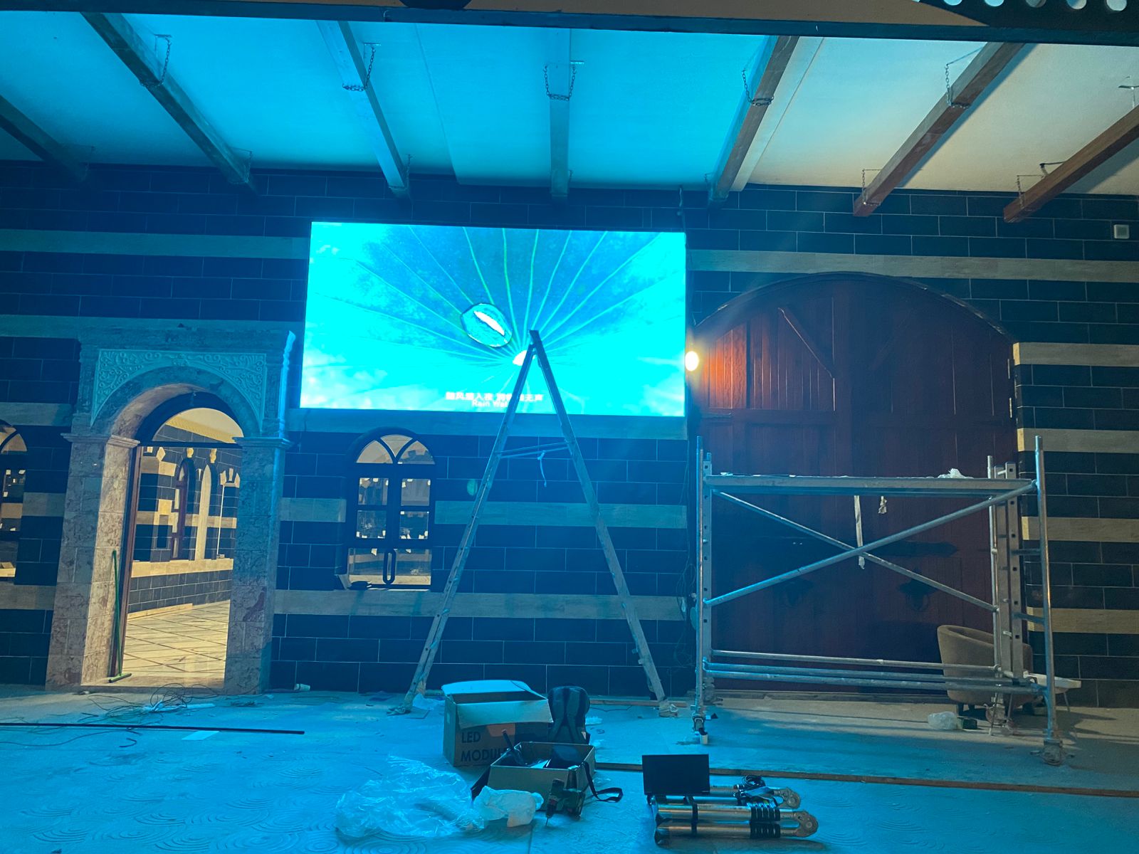 brand led outdoor led screen P2.5